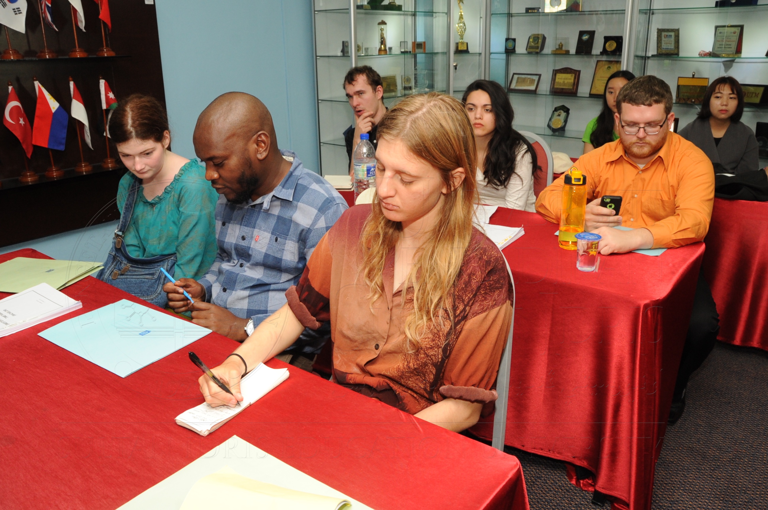 PRO16 17 antarabangsa HAS 0158